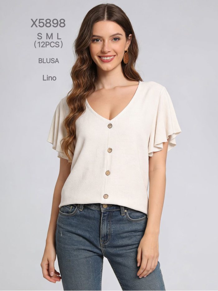 Blusa de linho com decote em V e mangas com babados.