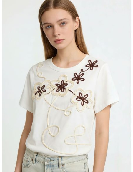 Camiseta algodón bordado floral bicolor