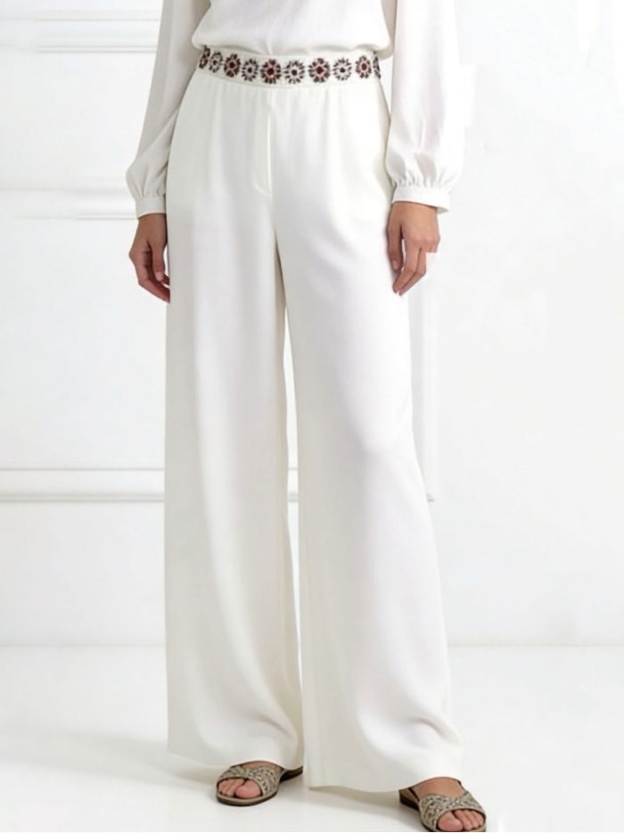 Pantalón efecto lino cenefa bordada