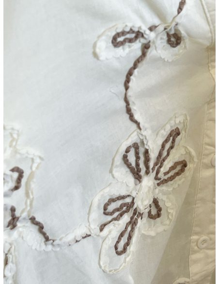 Camisa algodón con apliques florales 3d