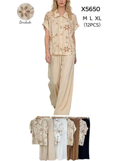 Conjunto bordado: camisa e calça. 2