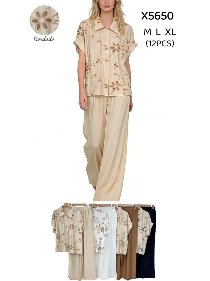 Besticktes Set aus Hemd und Hose