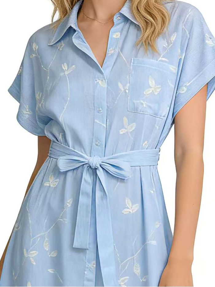 Hemdblusenkleid mit Blattstickerei und Gürtel