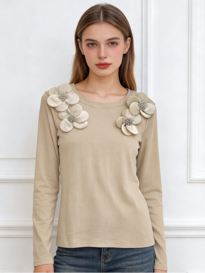 T-Shirt mit geprägtem Blumenmuster