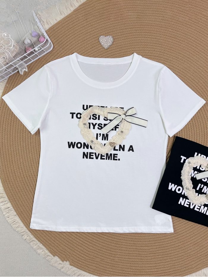 T-shirt avec texte en forme de cœur