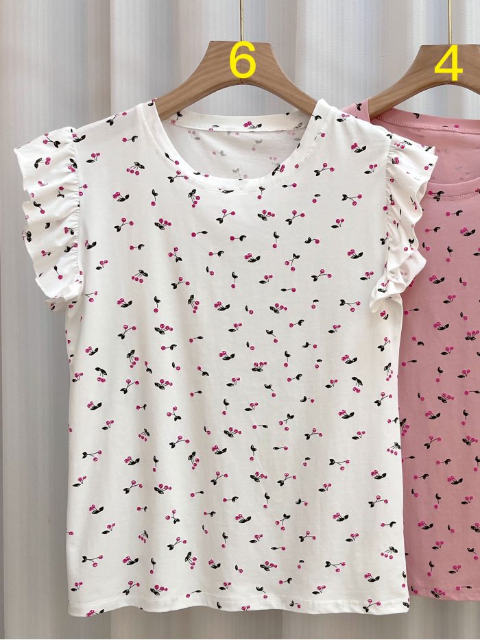 T-shirt cerise à manches volantées