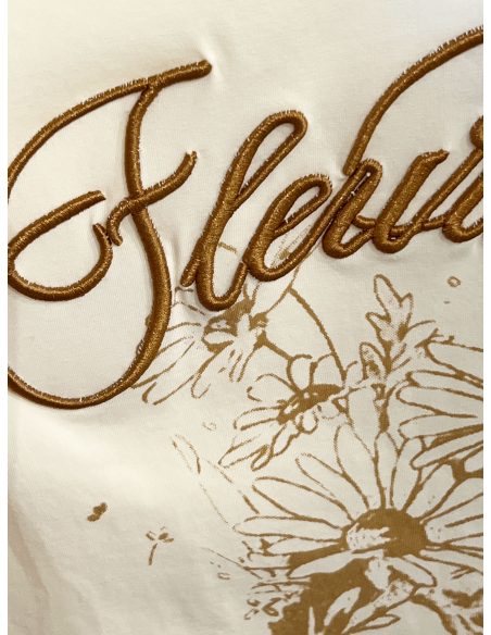 Camiseta estampado flores vintage