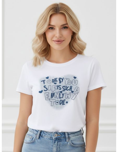 Camiseta texto corazones