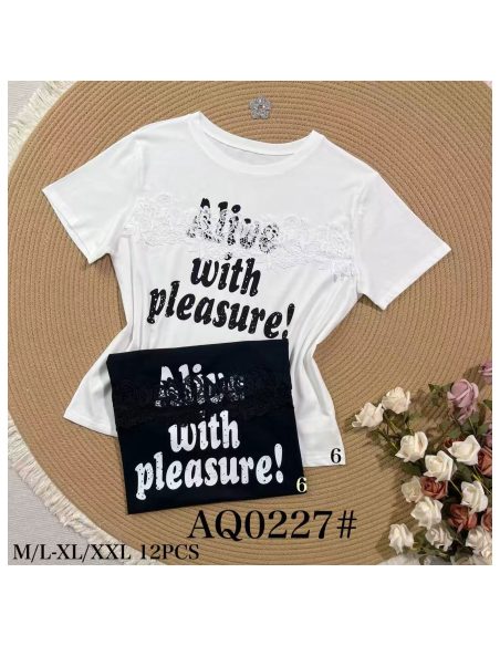 Maglietta in pizzo con testo