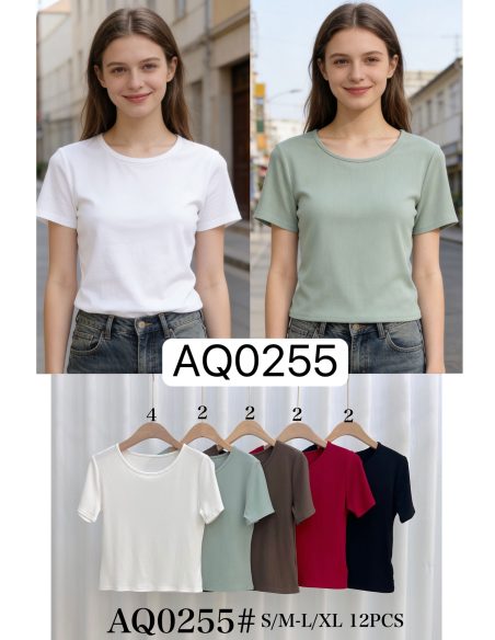 Geripptes T-Shirt mit Rundhalsausschnitt