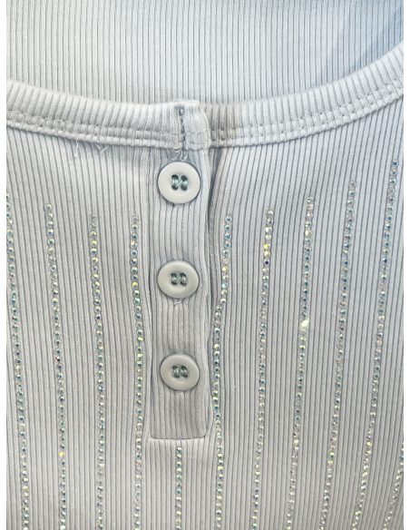 Camiseta canalé strass y botones