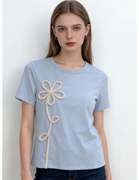 Camiseta flor cuerda en relieve