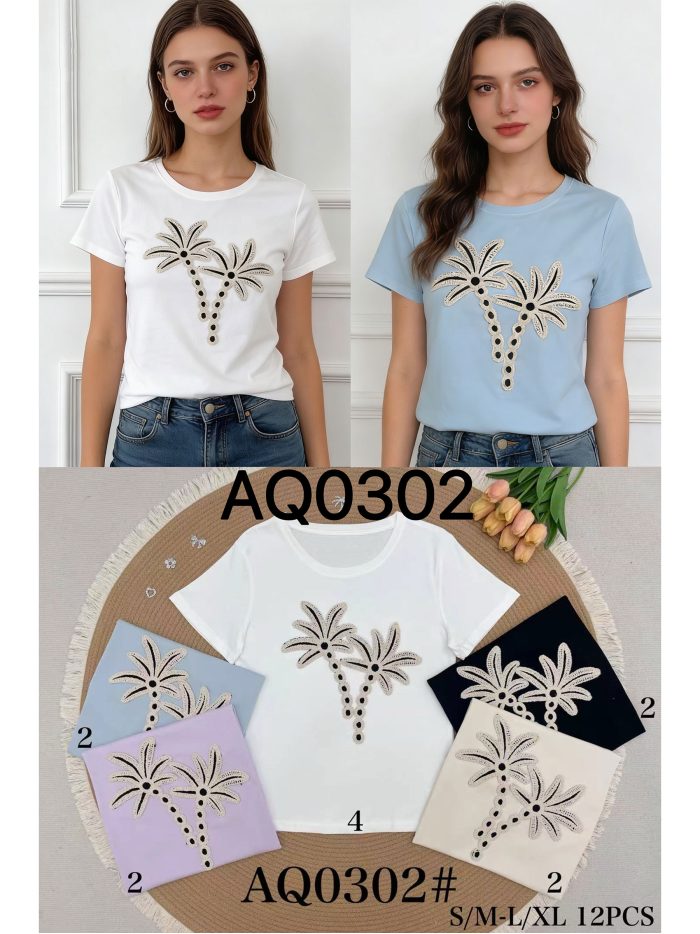 Maglietta con applicazione di palma all'uncinetto