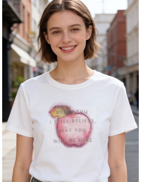 Camiseta estampado manzana acuarela