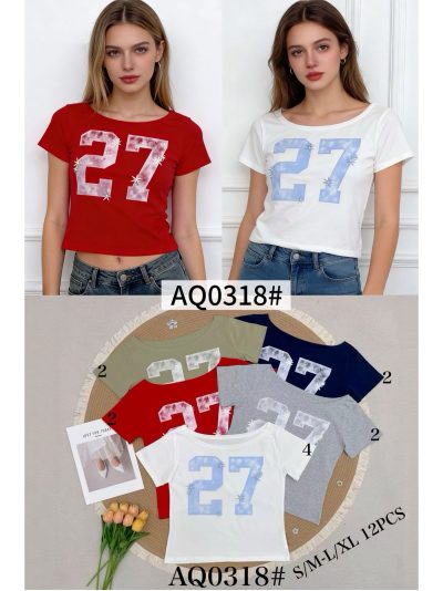 Camiseta cropped número 27 detalle floral 2