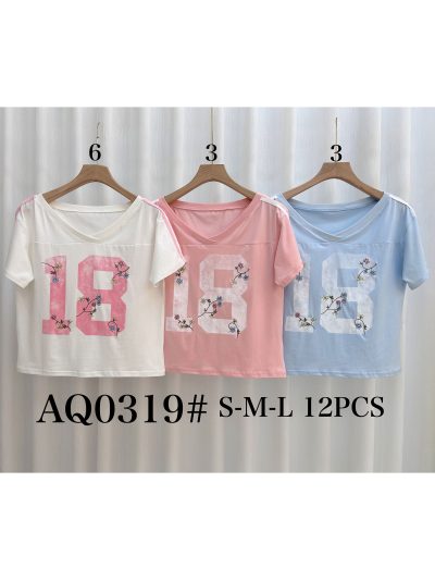 Camiseta cropped "18" flores 2