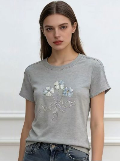 Camiseta flores con strass