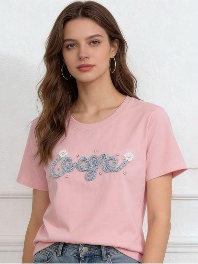 Camiseta texto cuerda aplique y perlas