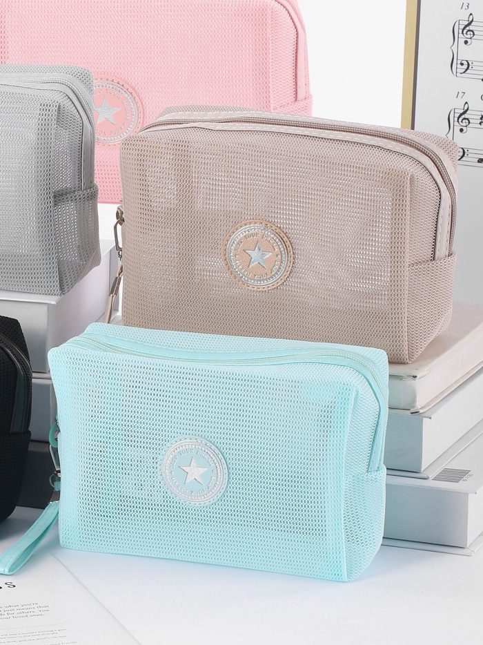 Nécessaire de malha respirável com detalhe de estrela