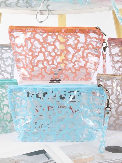 Neceser vinilo transparente estampado