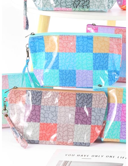Neceser vinilo transparente patchwork pastel