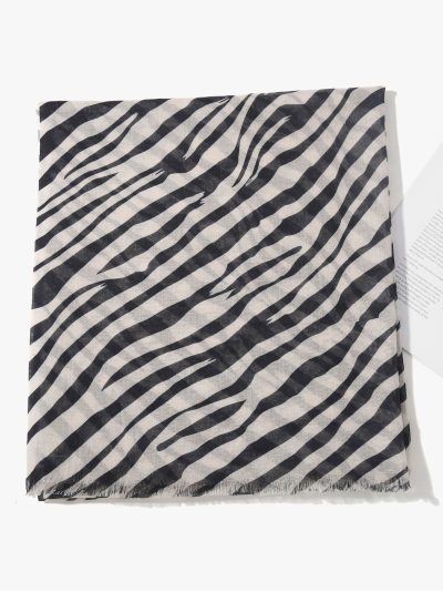 Fular estampado cebra