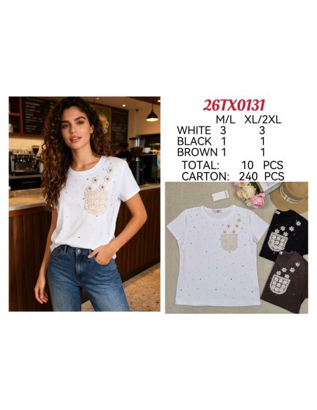 Camiseta bolsillo floral y strass