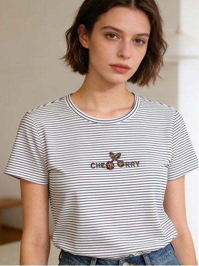 Camiseta rayas cereza bordada