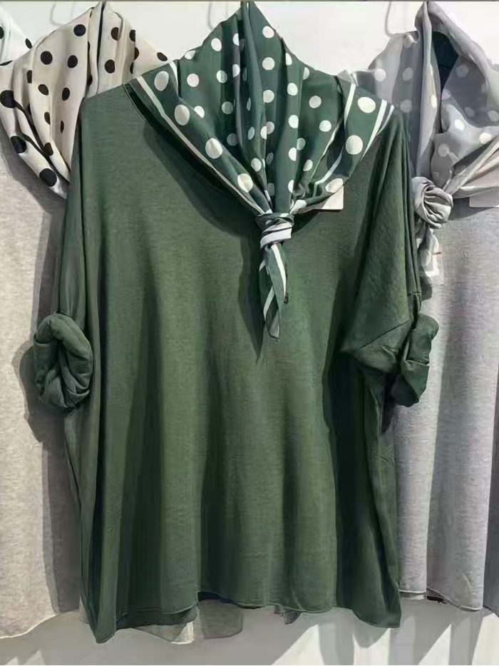 Maglione oversize con sciarpa a pois