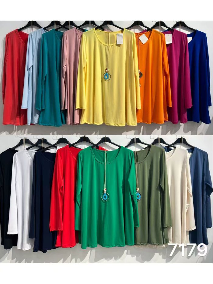 Blusa in lycra con colletto di grandi dimensioni