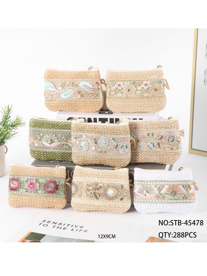 Monedero efecto rafia bordado y lentejuelas