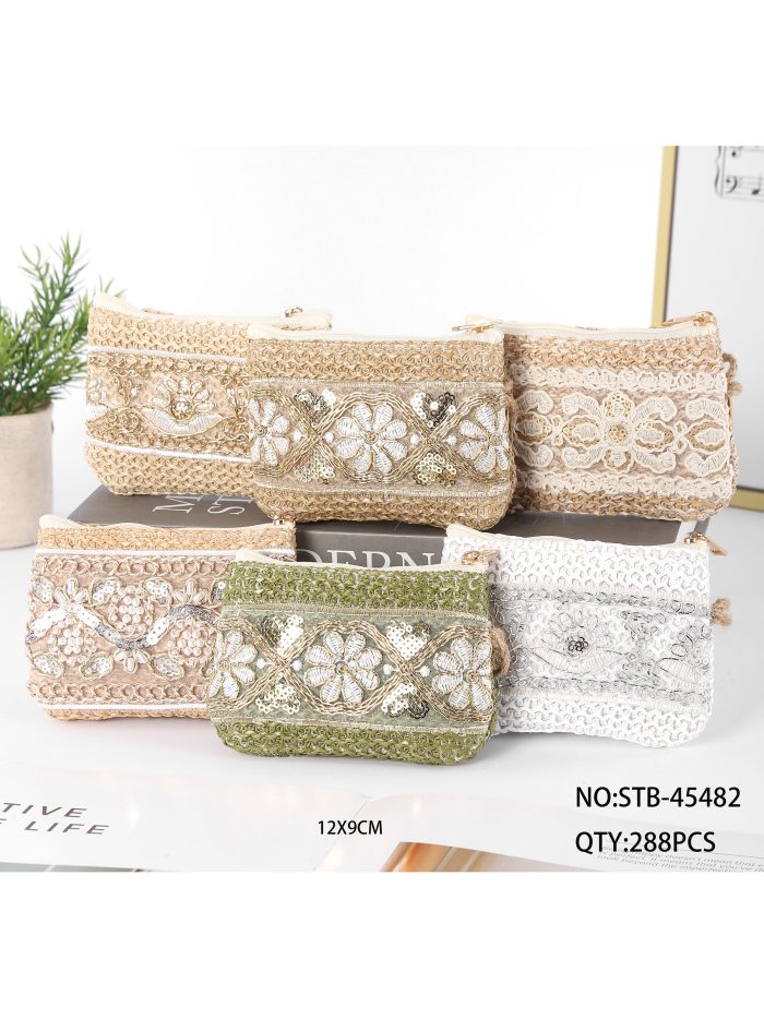 Monedero efecto rafia bordado floral lentejuelas