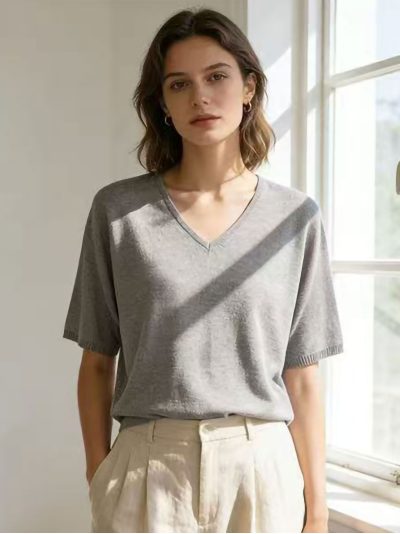 Jersey metalizado cuello pico manga corta