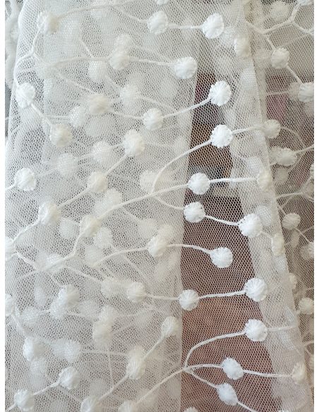 Fular bordado topitos encaje