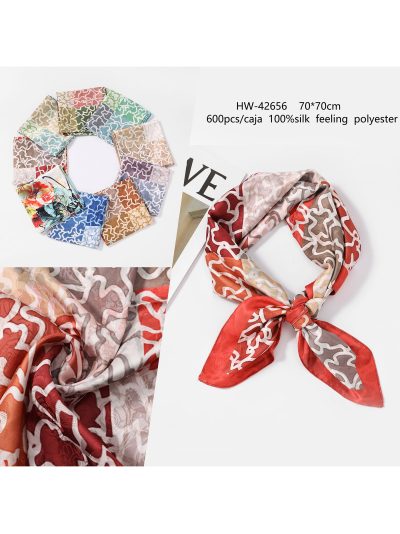 Pañuelo cuadrado estampado efecto seda 2