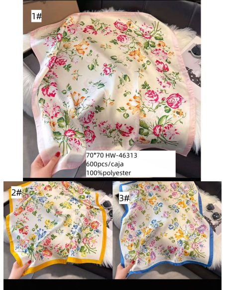 Pañuelo cuadrado satinado floral