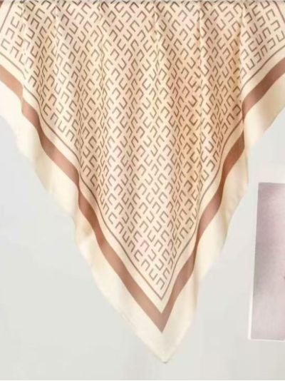 lenço quadrado geométrico de cetim