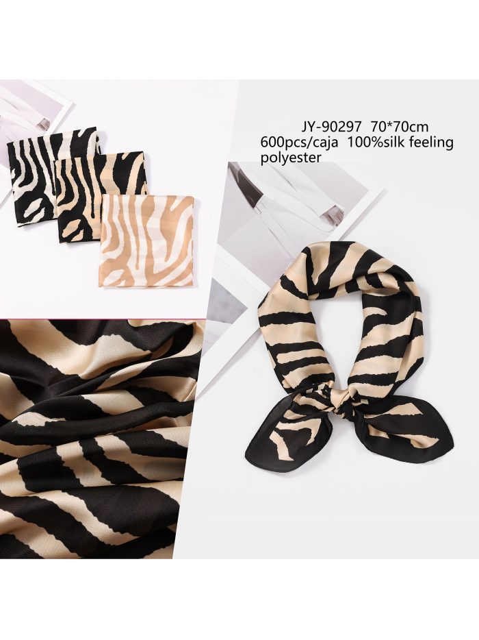 Sciarpa quadrata con stampa zebra