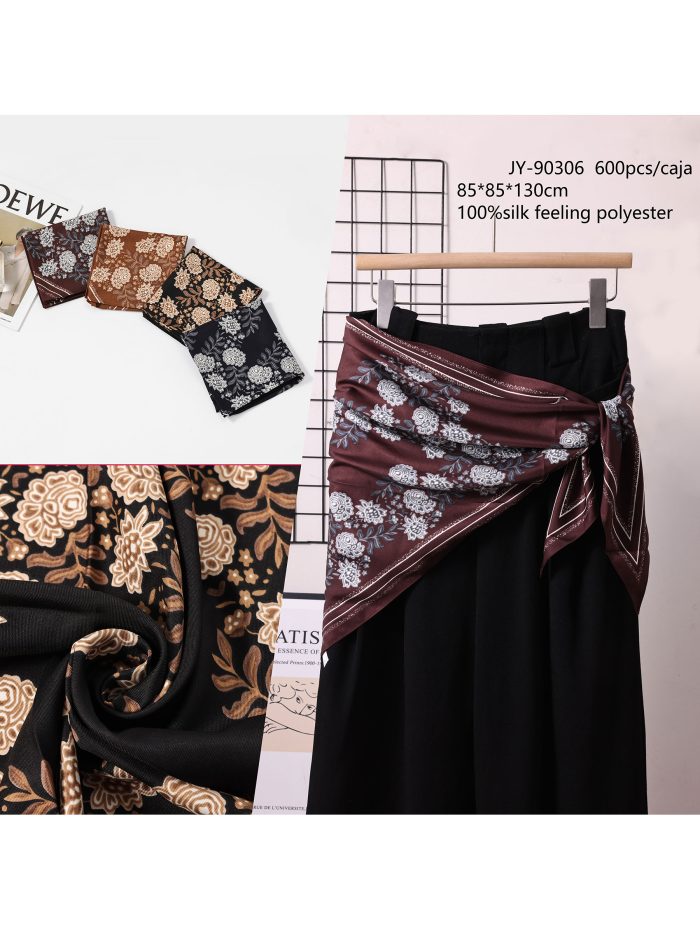 Pañuelo triangular floral vintage