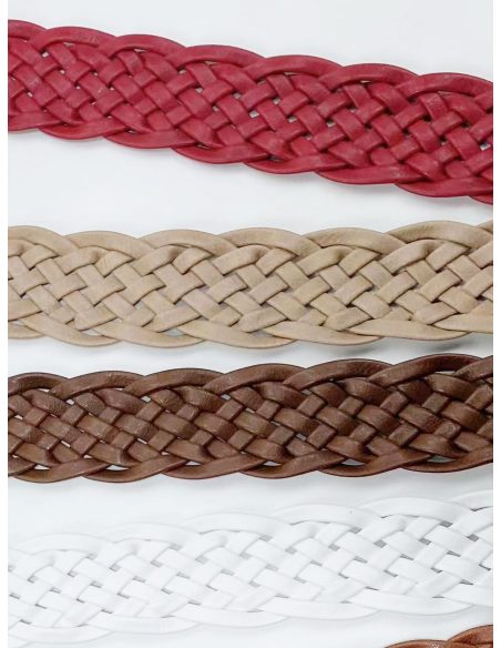 Cinturón trenzado ancho hebilla medallón grabada