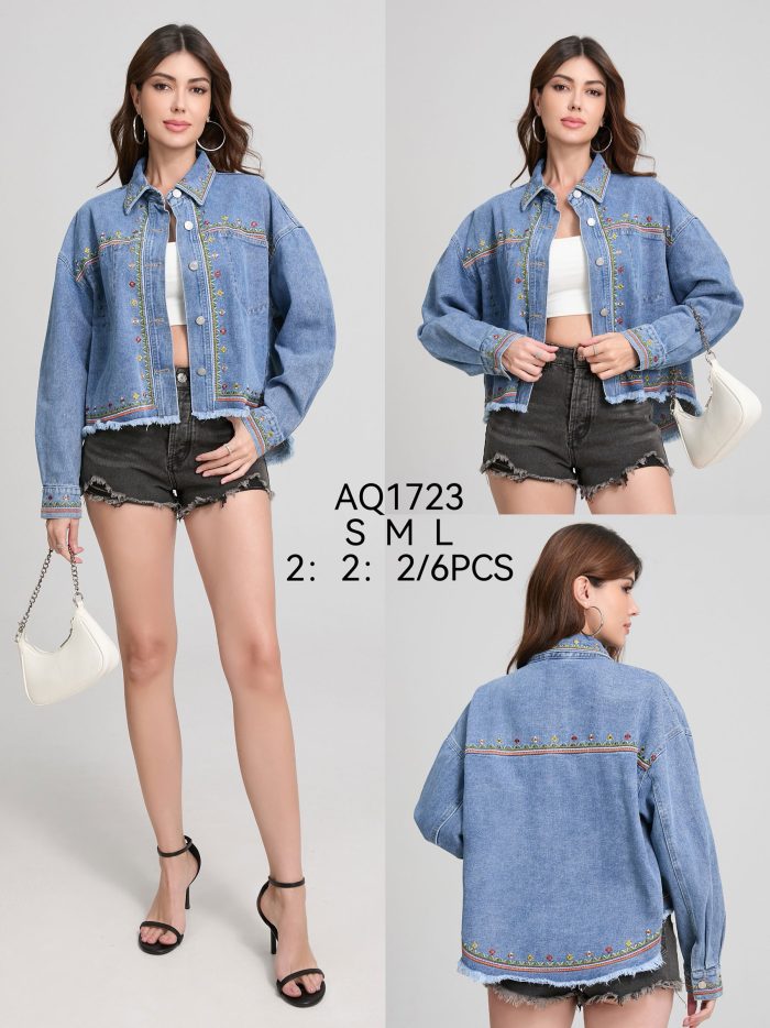 surchemise en denim brodée de fleurs