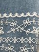 Jeans cropped bordado en bajo