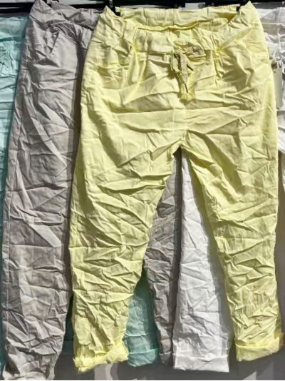 Pantalón jogger efecto arrugado cordón talla grande