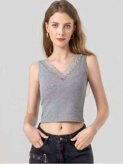 Haut de lingerie en dentelle avec soutien-gorge intégré