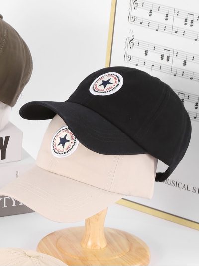 Gorra básica parche estrella