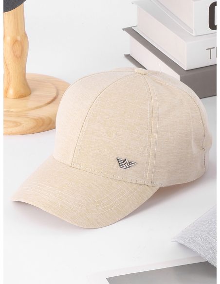 Gorra efecto lino detalle metálico