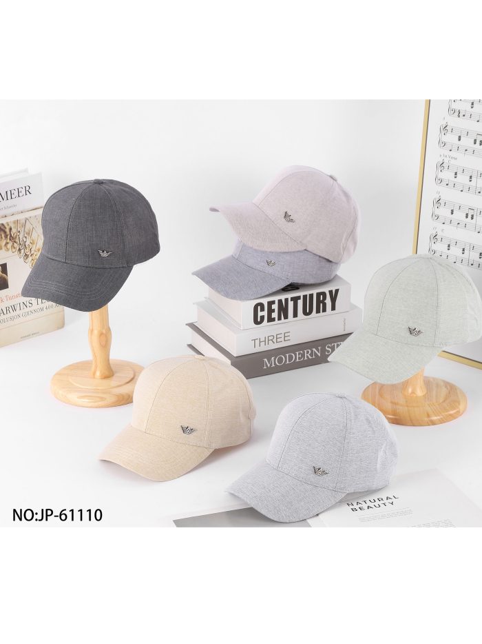 Gorra efecto lino detalle metálico