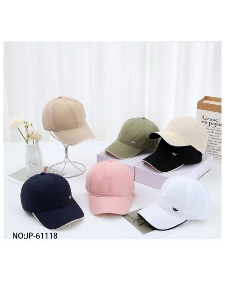 Gorra ribete en contraste