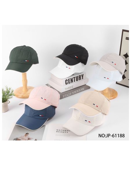 Boné respirável com detalhe da bandeira tricolor