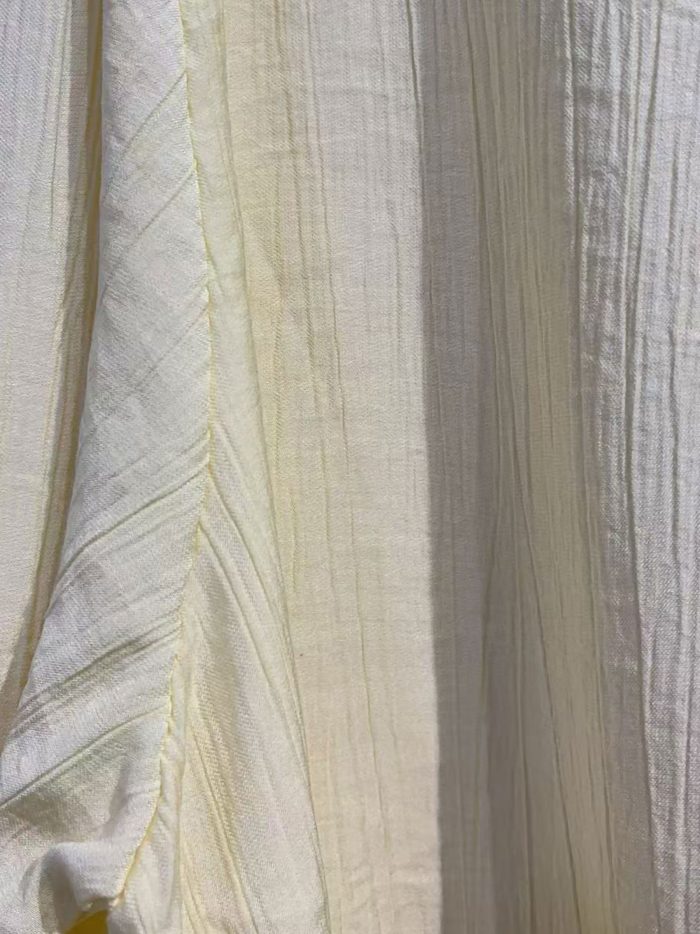 Blusa efecto arrugado collar